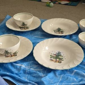 Nikko Ceramics Holiday Tree Dinnerware Set